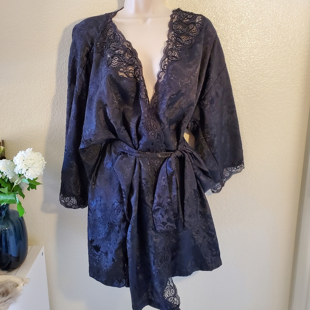 Vintage Victoria's Secret Lace Robe - Gold Label